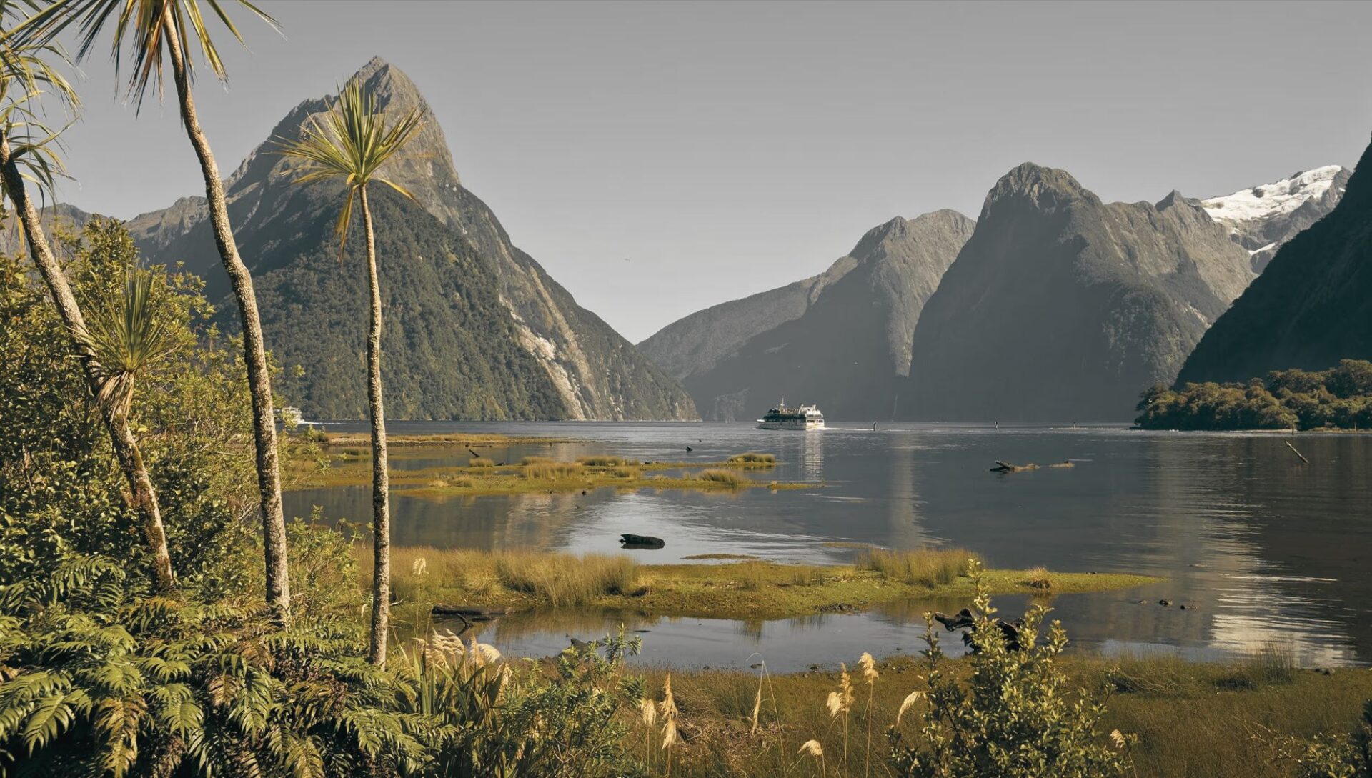 Discover the ultimate Fiji & New Zealand Travel Itinerary—two weeks of culture, cuisine, and coastal adventure designed for luxury and leisure.